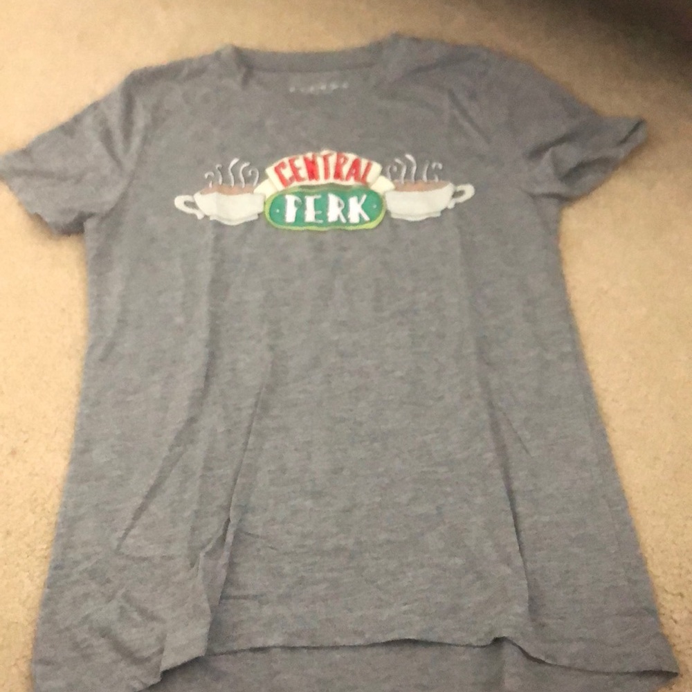 Central perk gray t-shirt